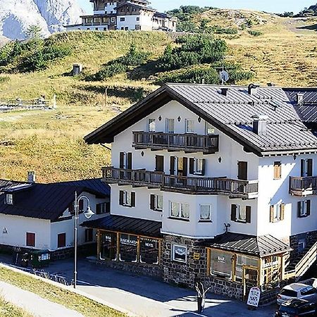 Hotel Alpenrose Sankt Martin am Sismunthbach Exterior foto